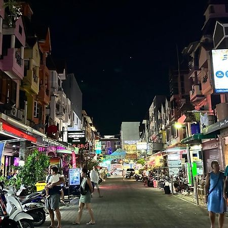 Relax Guest House Patong Exterior foto