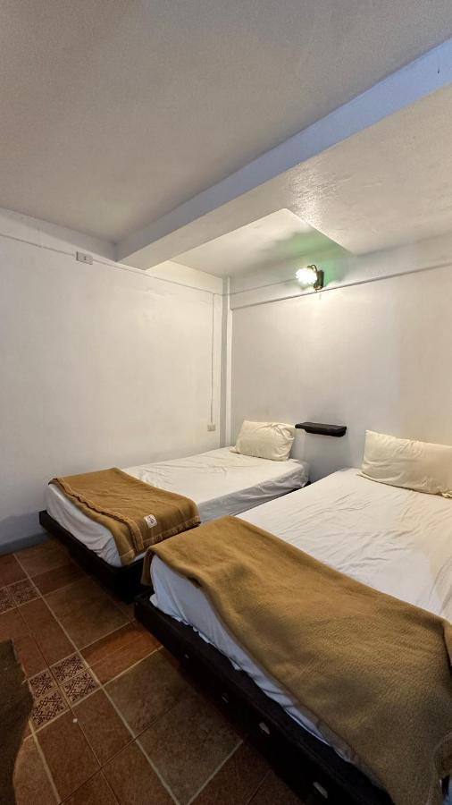 Relax Guest House Patong Exterior foto